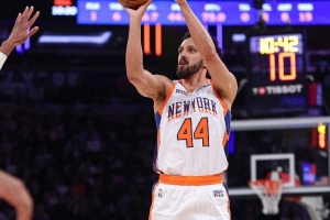 替补火力猛！沙梅特9中4得11分4板1断 三分6中3